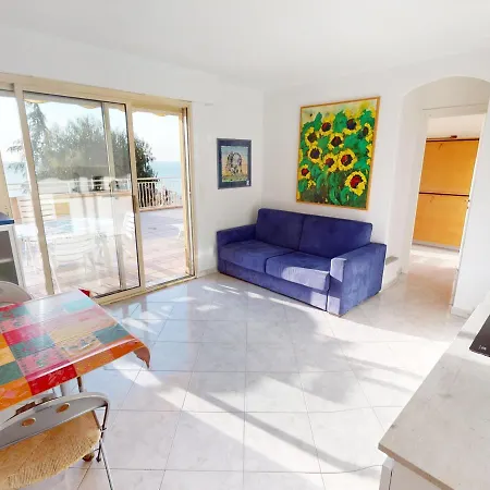 Apartment Petit 3p Avec Terrasse, Piscine Et Garage - Fr-1-196-193